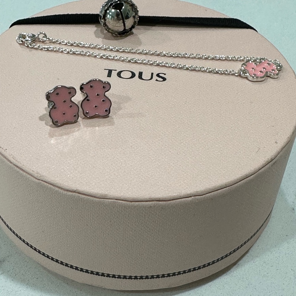 NWOT Tous Pink Polka Dot Bracelet and Earrings - Picture 11 of 11